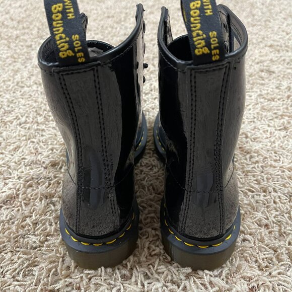 Dr. Martens 1460 Women’s Patent Leather Lace-Up Boots Black, Size 7 (New) - Picture 7 of 16